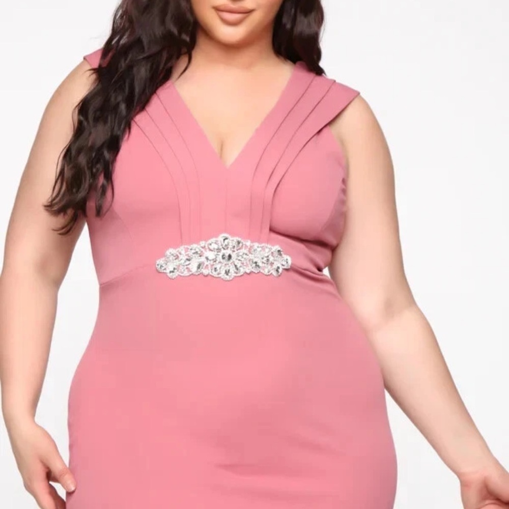 Fashion Nova Pink‎ Sleeveless Dress with Silver Embellishment